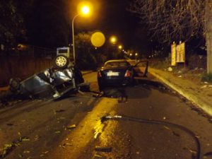 Incidenti stradali: scontro tra auto a Vibo, un morto