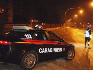 posto_di_blocco_carabinieri_notte