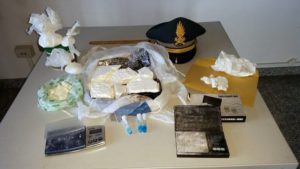crotone_sequestro_cocaina_2016_01_08