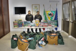 gioia_tauro_maxi_sequestrop_cocaina_purissima_5feb2016[1]