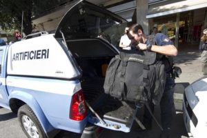 Artificieri polizia