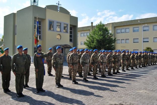 1 Il 2° rgt AVES Sirio schierato