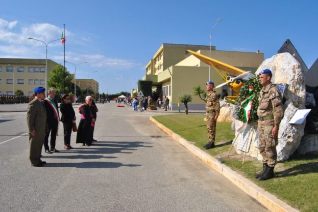 3 Gli onori ai caduti