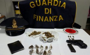unical_gdf_sequestro_armi_droga